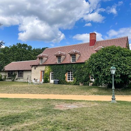 Domaine De Charnay - Charme Et Confort Dans Un Environnement D'Exception 维耶尔宗 外观 照片