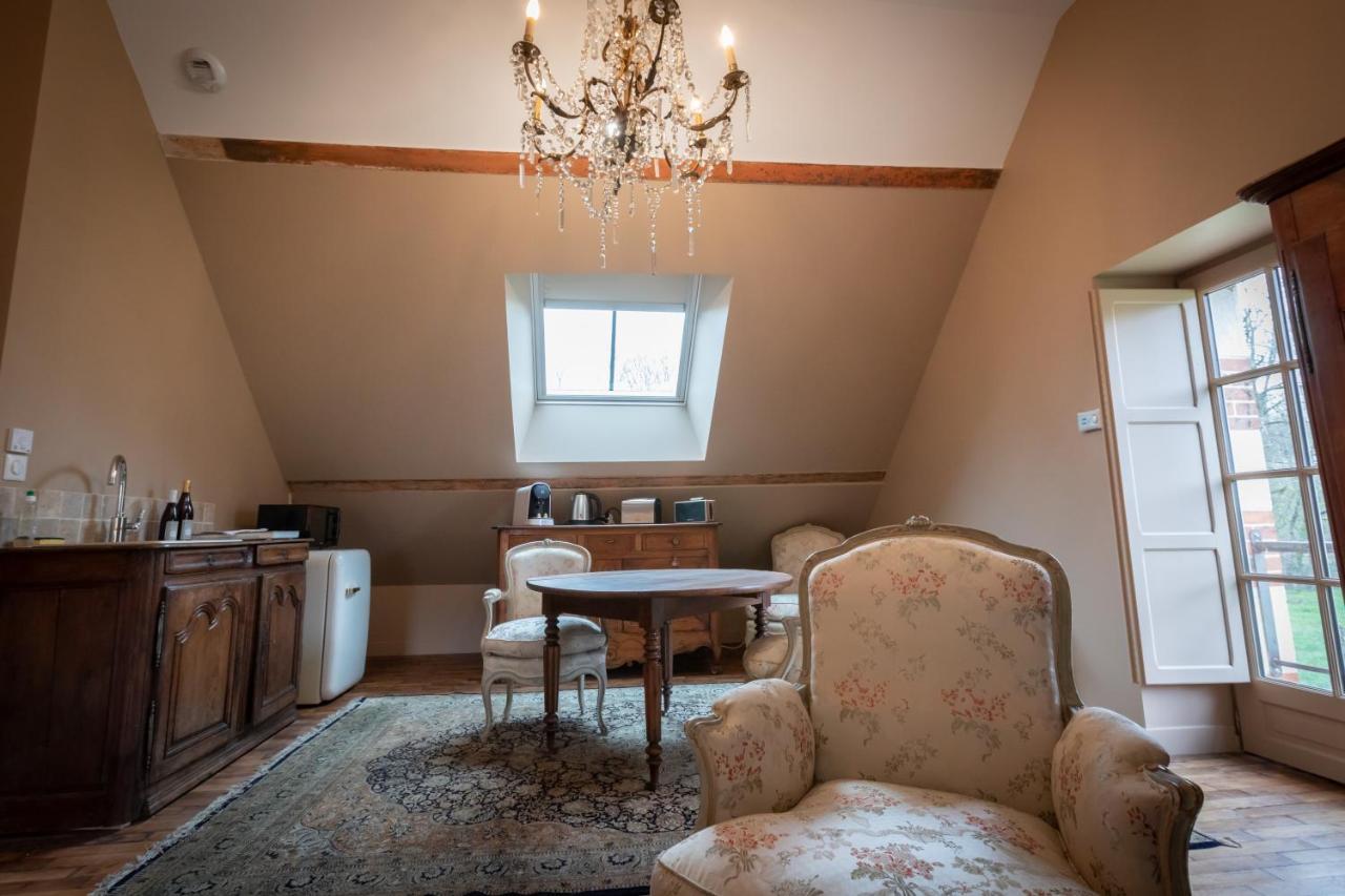 Les Chambres De Charnay - Calme Charme Et Confort A 5 Mn Du Peage 维耶尔宗 外观 照片