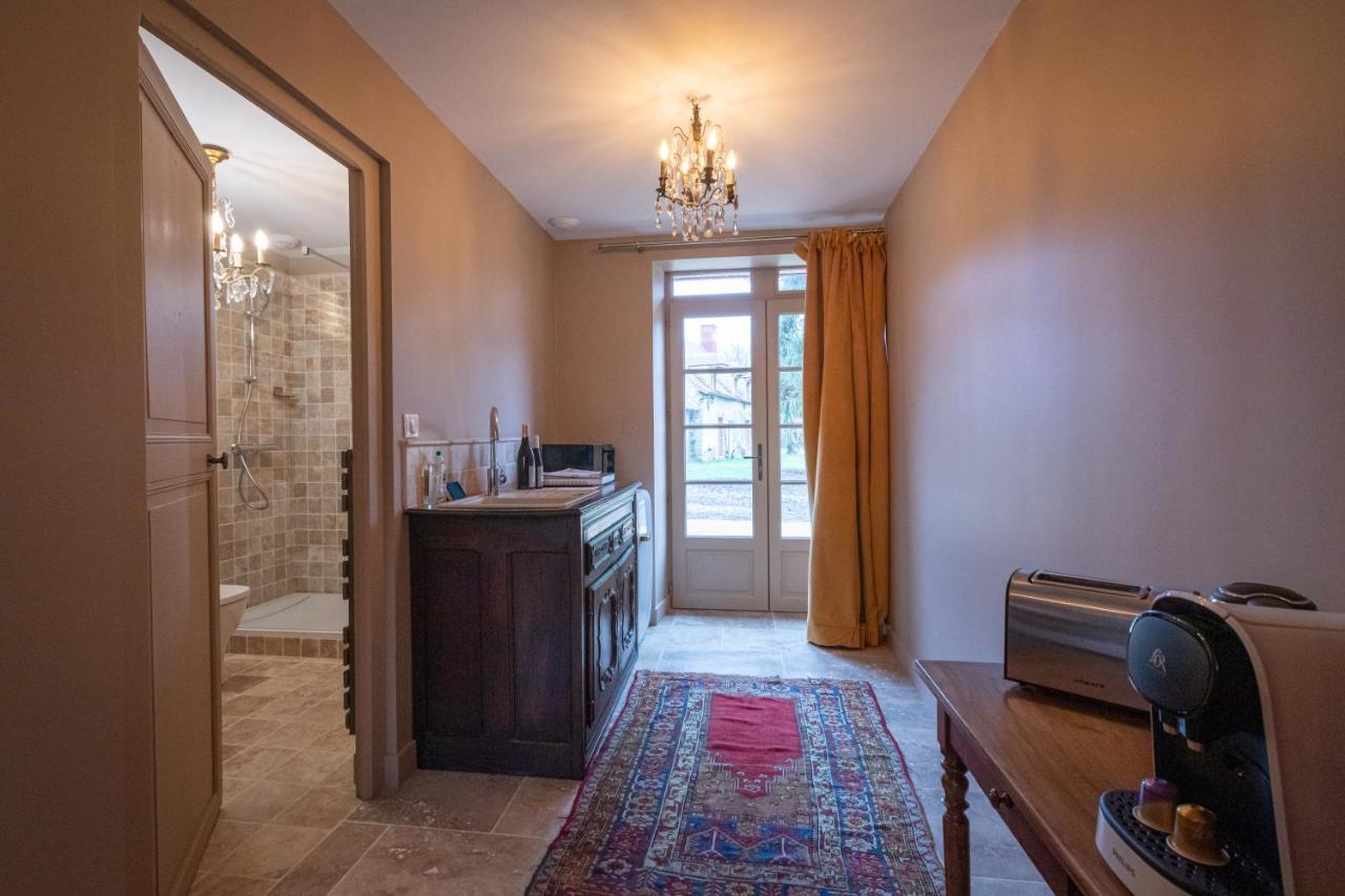Les Chambres De Charnay - Calme Charme Et Confort A 5 Mn Du Peage 维耶尔宗 外观 照片