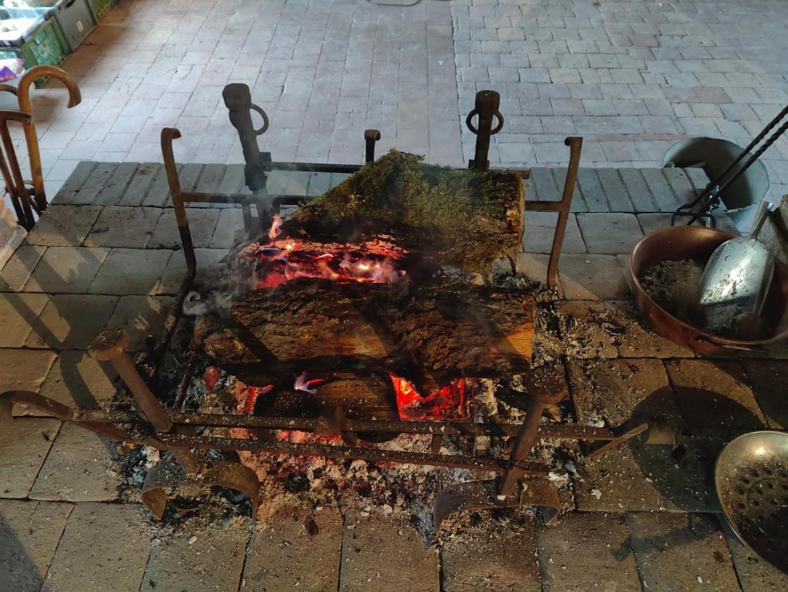 Domaine De Charnay - Charme Et Confort Dans Un Environnement D'Exception 维耶尔宗 外观 照片