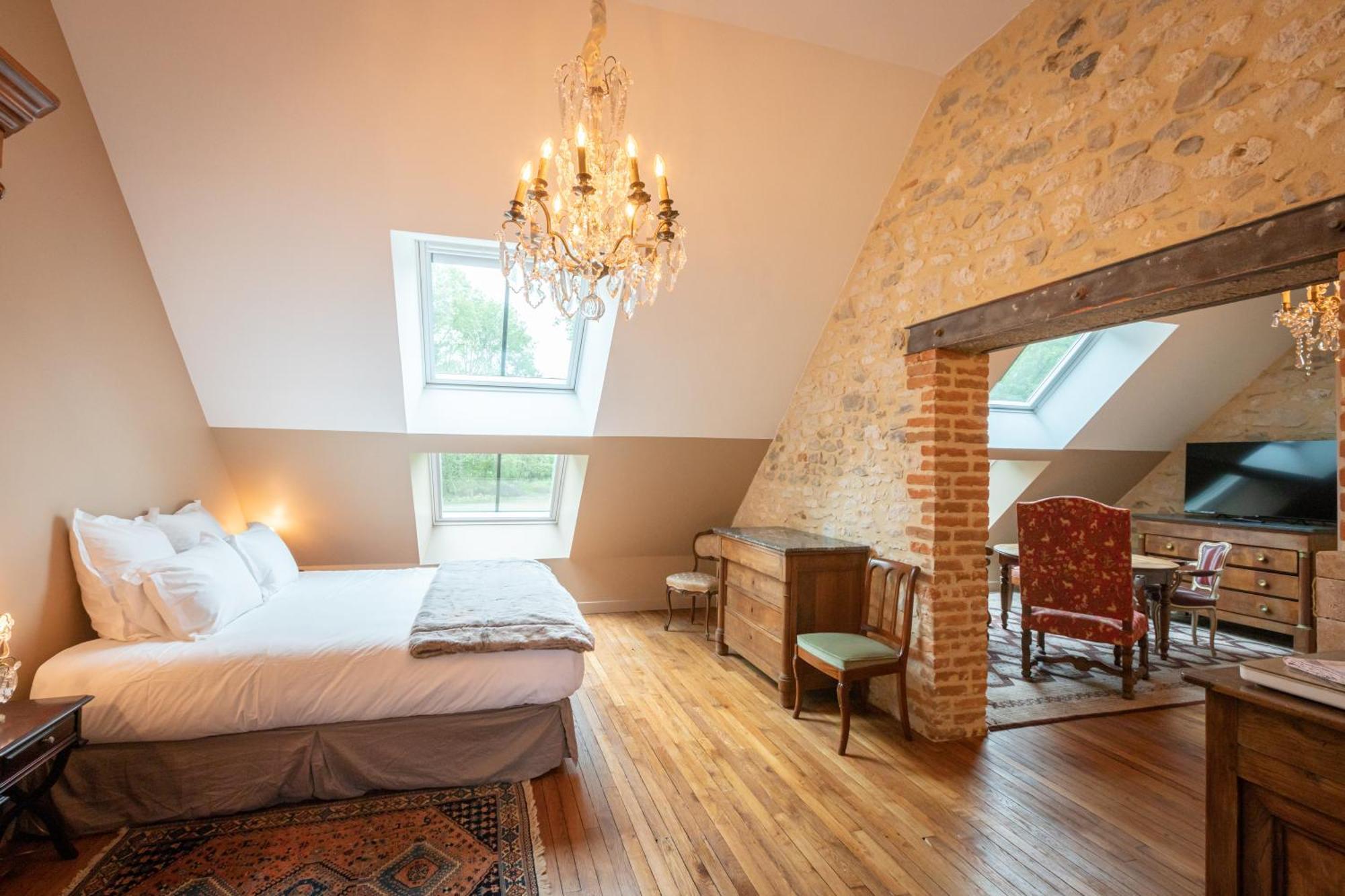 Les Chambres De Charnay - Calme Charme Et Confort A 5 Mn Du Peage 维耶尔宗 外观 照片
