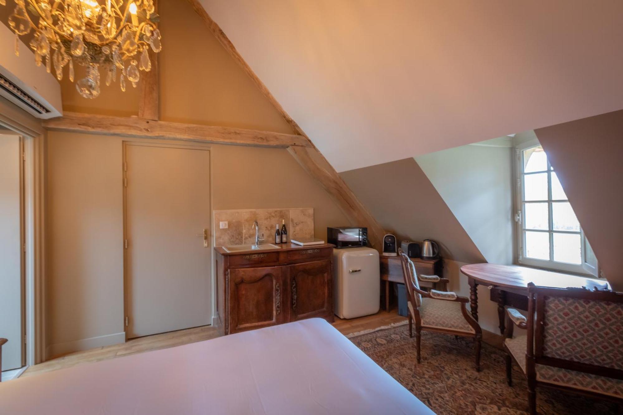 Les Chambres De Charnay - Calme Charme Et Confort Piscine A 5 Mn Du Peage 维耶尔宗 外观 照片