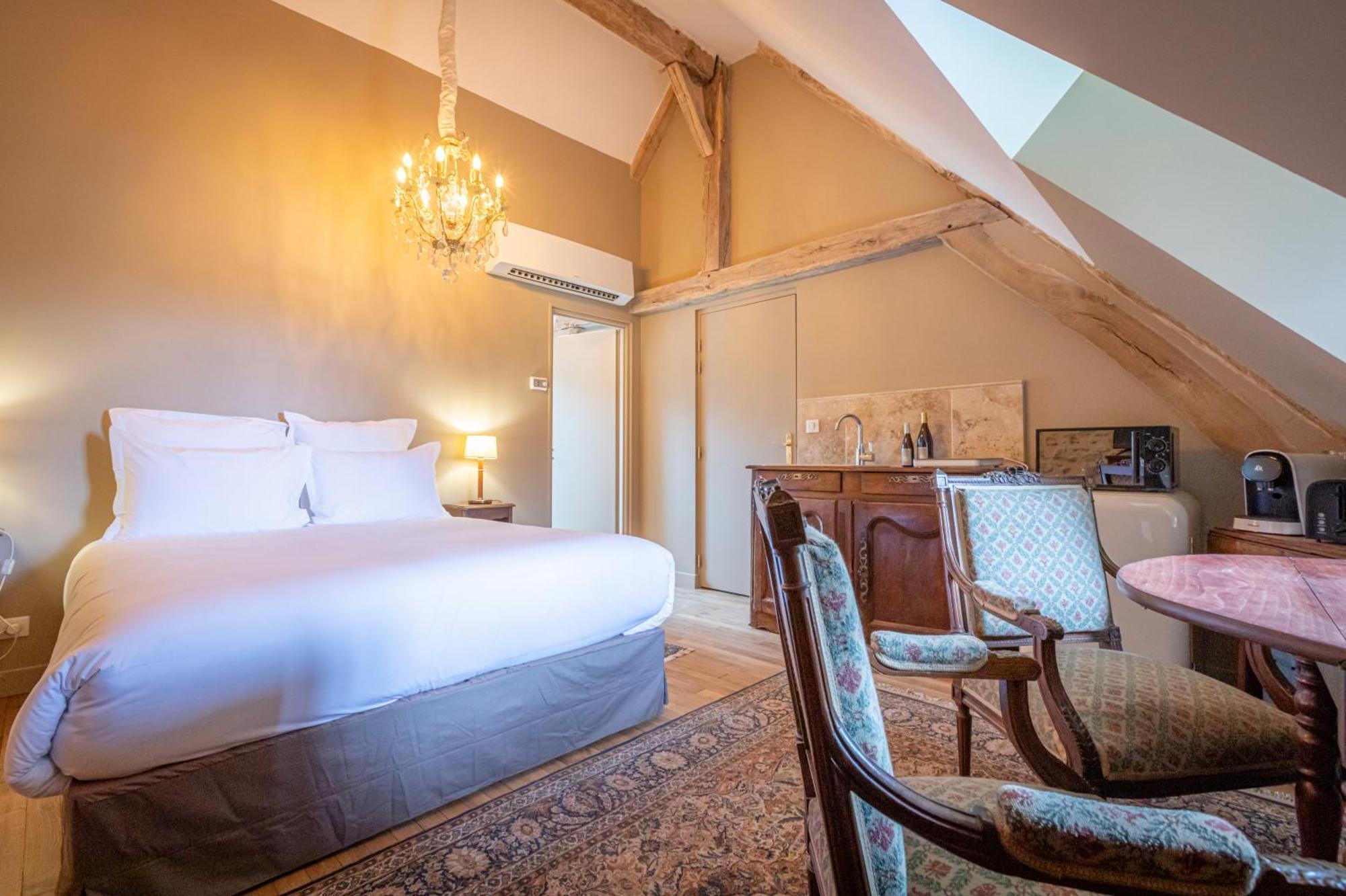 Les Chambres De Charnay - Calme Charme Et Confort A 5 Mn Du Peage 维耶尔宗 外观 照片